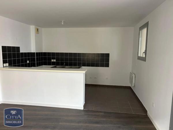 Appartement à louer 3 pièces 67.5m² Bordeaux (33300)