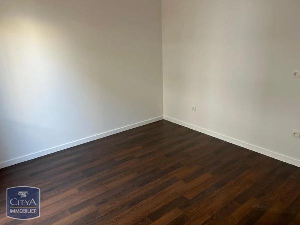 Appartement à louer 3 pièces 67.5m² Bordeaux (33300)