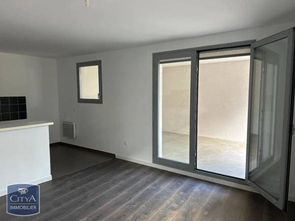 Appartement à louer 3 pièces 67.5m² Bordeaux (33300)