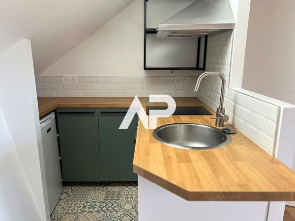 Appartement 2 pièces, centre-ville de Montmorency Loyer 780 €/mois charges comprises **  - Référence  1706
