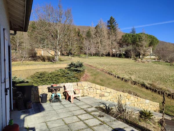 Vente Maison 13 pièces 400 m2 à Saint-Jean-d'Aigues-Vives