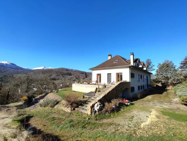 Vente Maison 13 pièces 400 m2 à Saint-Jean-d'Aigues-Vives