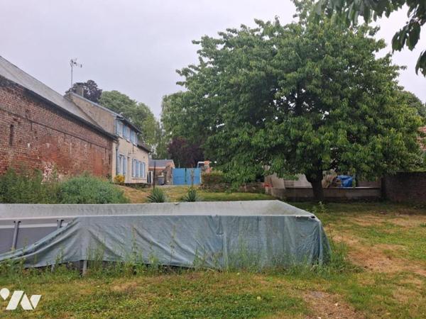 Commune de Fonsomme : longère rénovée - 3 ch et dépendance aménagée en studio - jardin