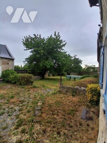 Commune de Fonsomme : longère rénovée - 3 ch et dépendance aménagée en studio - jardin