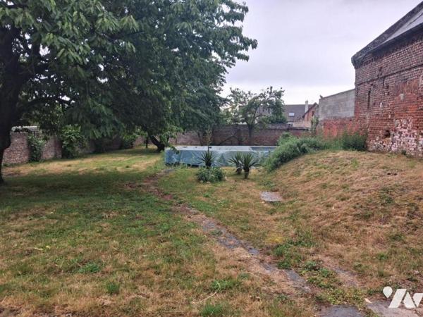 Commune de Fonsomme : longère rénovée - 3 ch et dépendance aménagée en studio - jardin