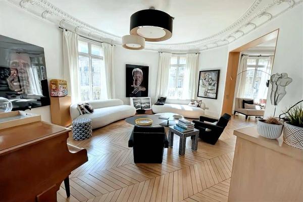 MAGNIFIQUE APPARTEMENT BOURGEOIS RUE DE COURCELLES / AVENUE DE WAGRAM
