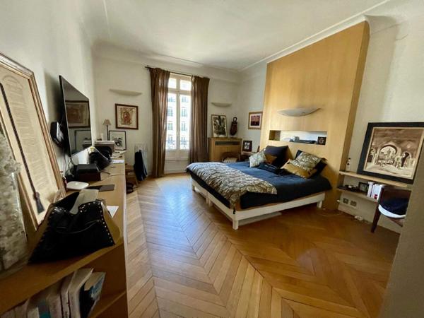 MAGNIFIQUE APPARTEMENT BOURGEOIS RUE DE COURCELLES / AVENUE DE WAGRAM