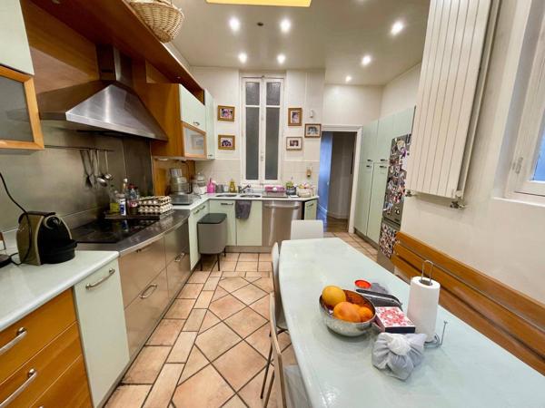 MAGNIFIQUE APPARTEMENT BOURGEOIS RUE DE COURCELLES / AVENUE DE WAGRAM