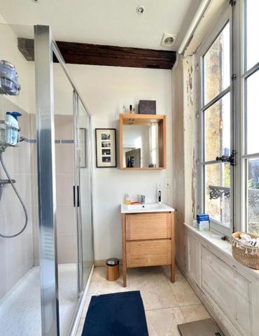 Maison de Maître à Noyon :10 pièce(s) 288 m2 - Terrain 959m²