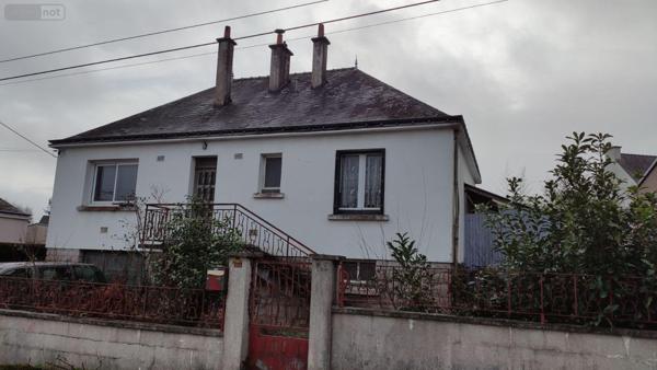 Maison individuelle à vendre à Baud dans le Morbihan (56150), ref : 065/1861 Centre-ville