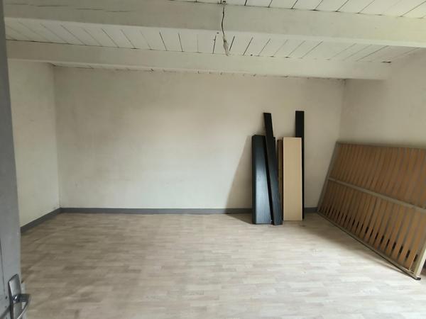 Jolie maison en pierre à rénover