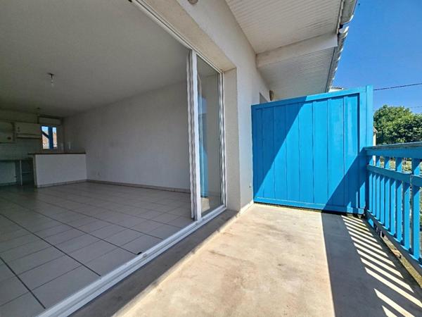 T2 au calme avec piscine et place de stationnement