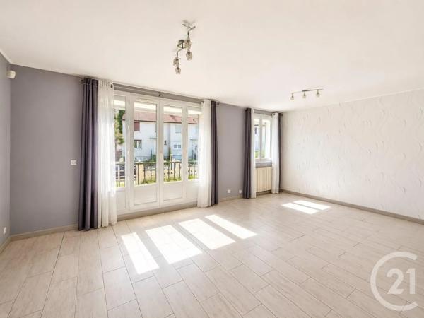 Maison à vendre  4 pièces - 81,41 m 2   CHAMBLY  - 60
