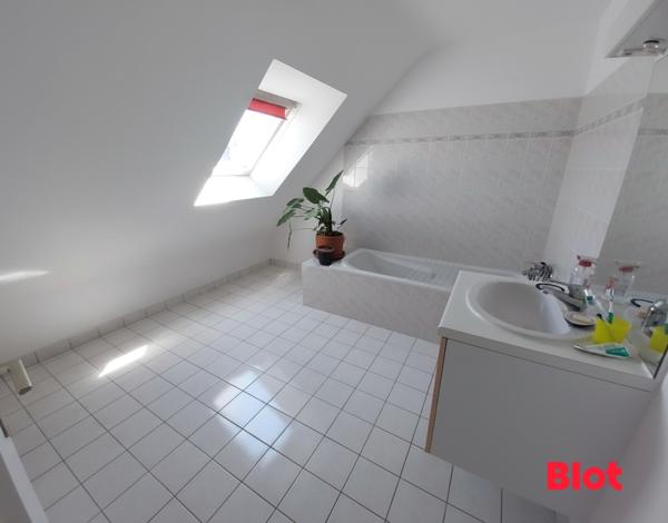 Maison 6 pièce(s)