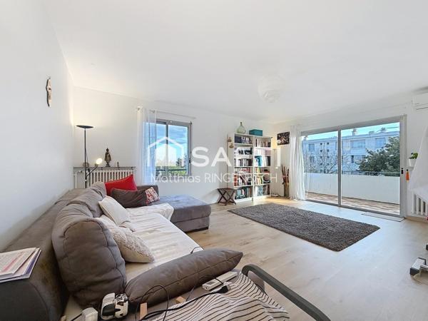 Appartement très bon état proche centre ville.