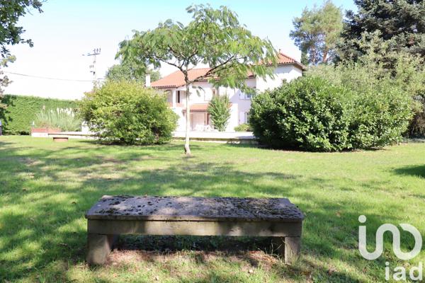 Maison à vendre 6 pièces 242 m² Orléat