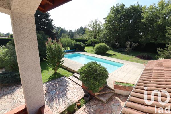 Maison à vendre 6 pièces 242 m² Orléat