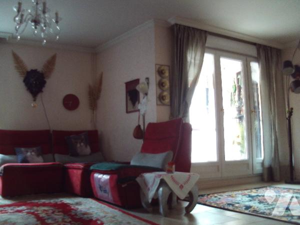 Maison de ville 131m² triplex avec terrasse et sous-sol