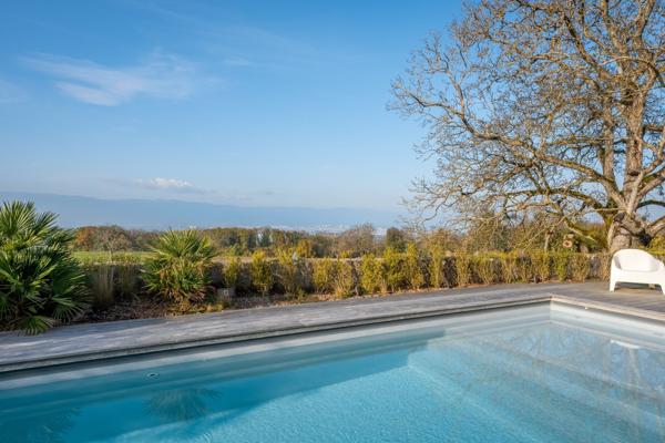 Vente Corps de ferme Archamps 21 Pièces 1700 m²