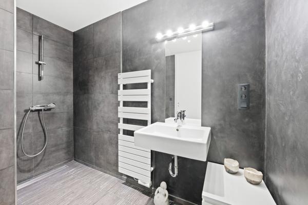 Vente Corps de ferme Archamps 21 Pièces 1700 m²