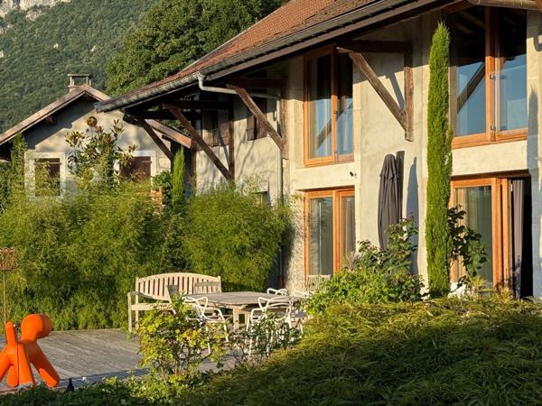 Vente Corps de ferme Archamps 21 Pièces 1700 m²