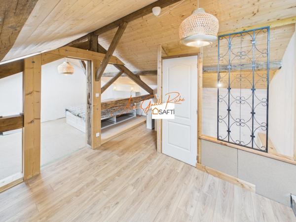 Corps de ferme avec dépendances et plus de 2 hectares de terrain