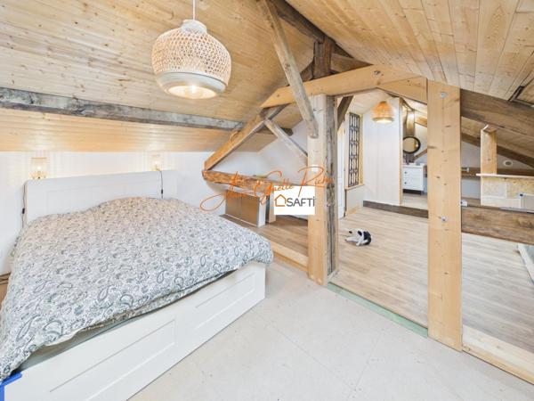 Corps de ferme avec dépendances et plus de 2 hectares de terrain