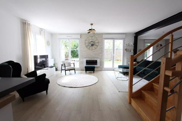 Location Maison 6 pièces 112 m2 à Montévrain