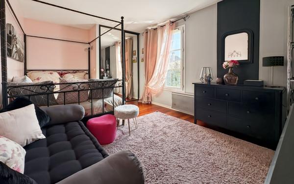 Maison à vendre    9 pièces • 238 m2 Draveil