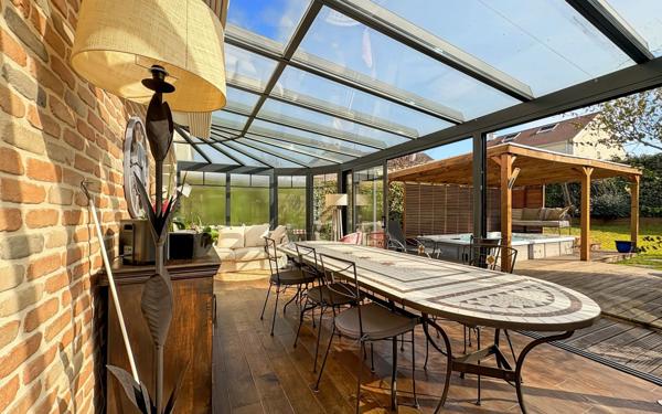 Maison à vendre    9 pièces • 238 m2 Draveil