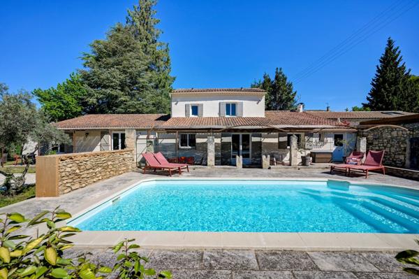 Vente Maison de luxe Saint-Rémy-de-Provence 5 Pièces 145 m²