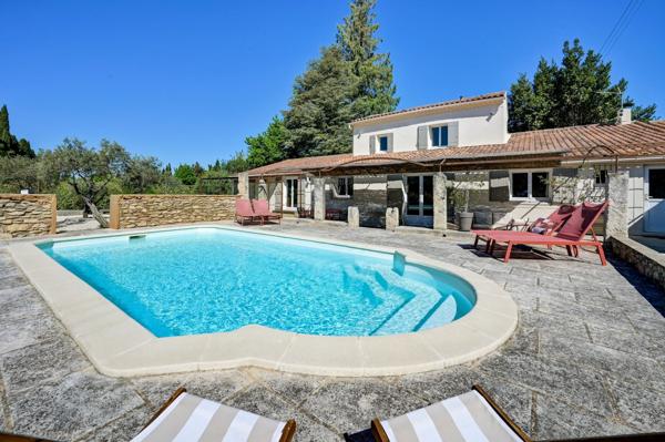 Vente Maison de luxe Saint-Rémy-de-Provence 5 Pièces 145 m²