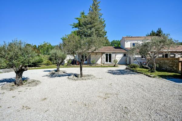 Vente Maison de luxe Saint-Rémy-de-Provence 5 Pièces 145 m²