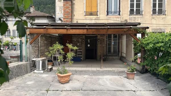 Achat - Appartement Nantua 01130 8 pièces 218 m 2 515 m 2