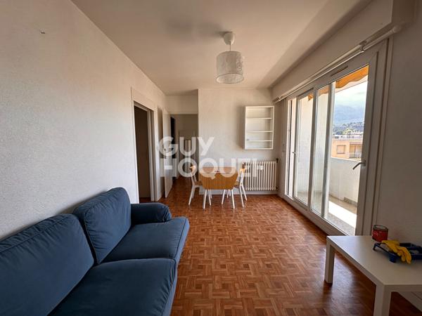 T2 MEUBLE VUE DEGAGEE CENTRE VILLE AVEC CAVE