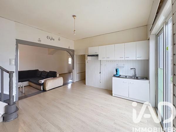 Maison à vendre 5 pièces 130 m² Le Lardin-Saint-Lazare