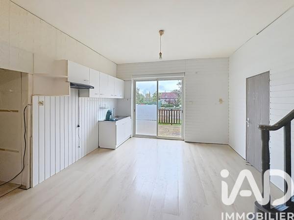 Maison à vendre 5 pièces 130 m² Le Lardin-Saint-Lazare