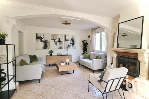 Maison à vendre 6 pièces 129 m² Châteauneuf-le-Rouge