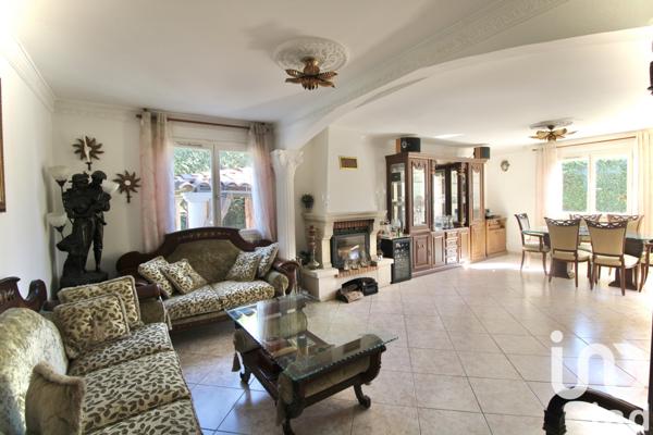 Maison à vendre 6 pièces 129 m² Châteauneuf-le-Rouge