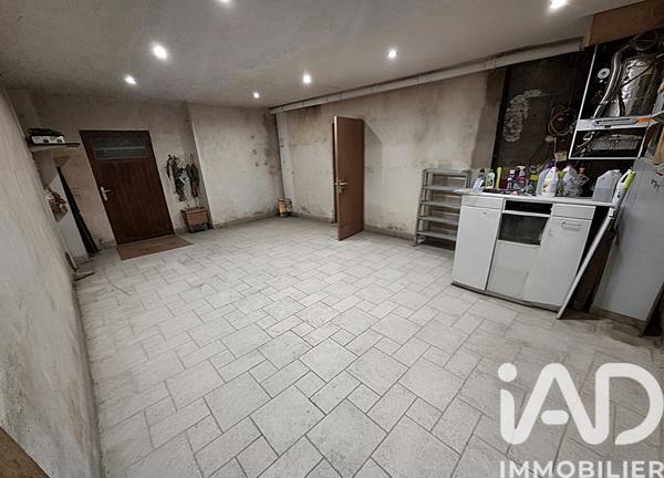 Immeuble à vendre 280 m² Louvres