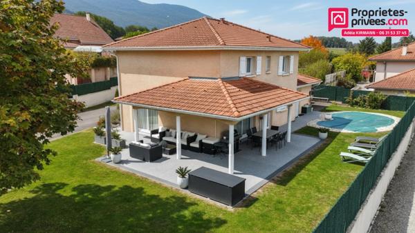 Maison individuelle 4 chambres avec piscine à Collonges (01550)
