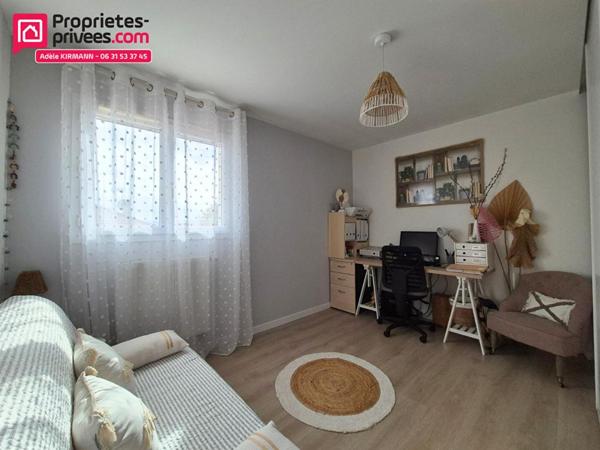 Maison individuelle 4 chambres avec piscine à Collonges (01550)