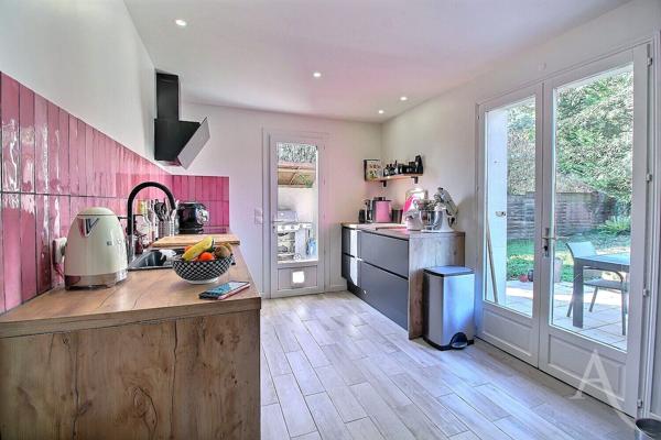 Maison Villenave d'Ornon 5 chambres avec piscine