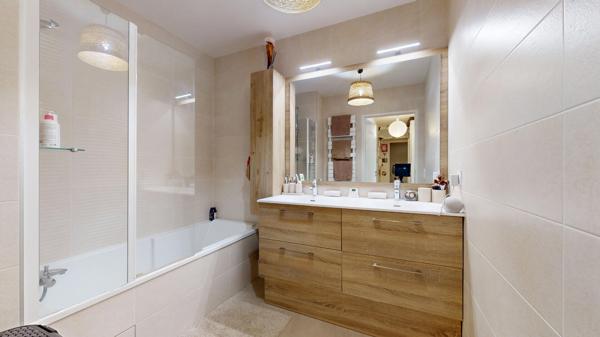 Appartement FRANCO-SUISSE Chatenay Malabry 3 pièces 70.16 m2 - Parc de Sceaux -  Rez-de-jardin - Aucun Travaux - Parking