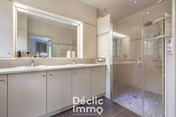 Vente maison Latresne, 290m² 3500m² 7 pièces 1 125 000€