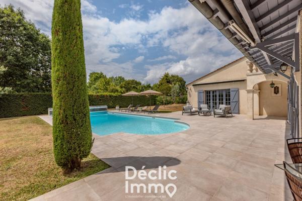 Vente maison Latresne, 290m² 3500m² 7 pièces 1 125 000€