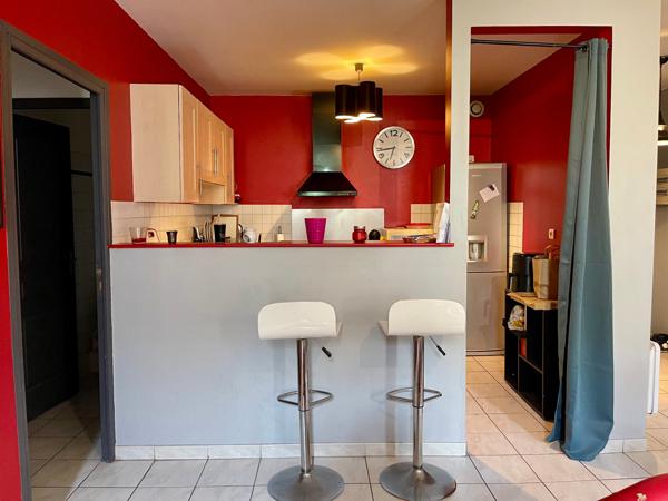 Appartement de type T3 idéalement situé.