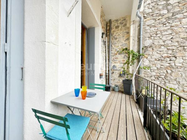 Appartement entièrement rénové (surf hab 94 m2) Video sur demande