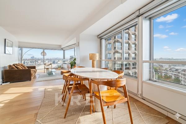 Paris 15ème - Vue Seine exceptionnelle et panoramique - Très lumineux - Calme