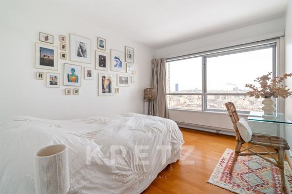 Paris 15ème - Vue Seine exceptionnelle et panoramique - Très lumineux - Calme